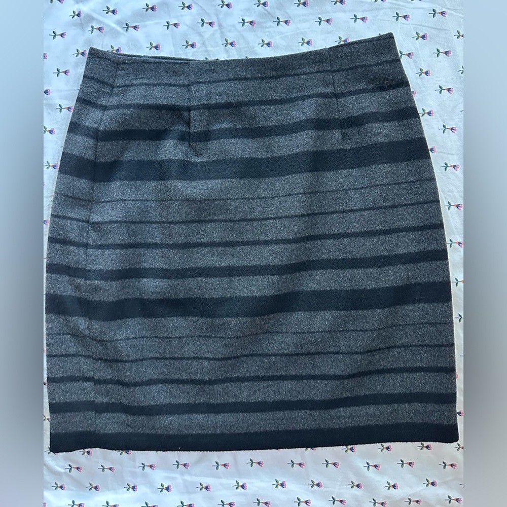 Banana Republic Charcoal and Black Striped Pencil Skirt